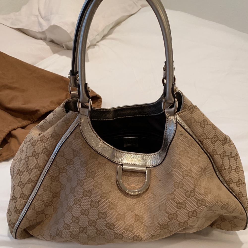 Gucci Hobo Leather D Ring Large